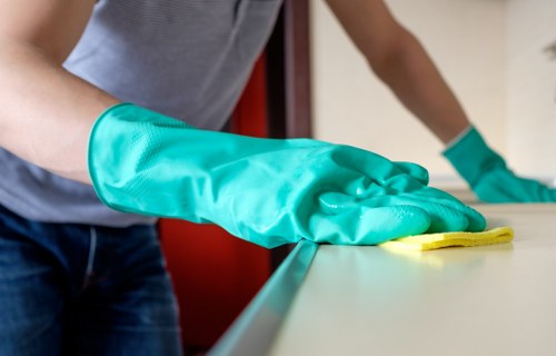 Organized property clearance in a Harringay flat